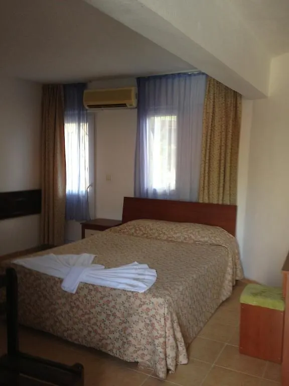 R.E.D. Hotel Oludeniz